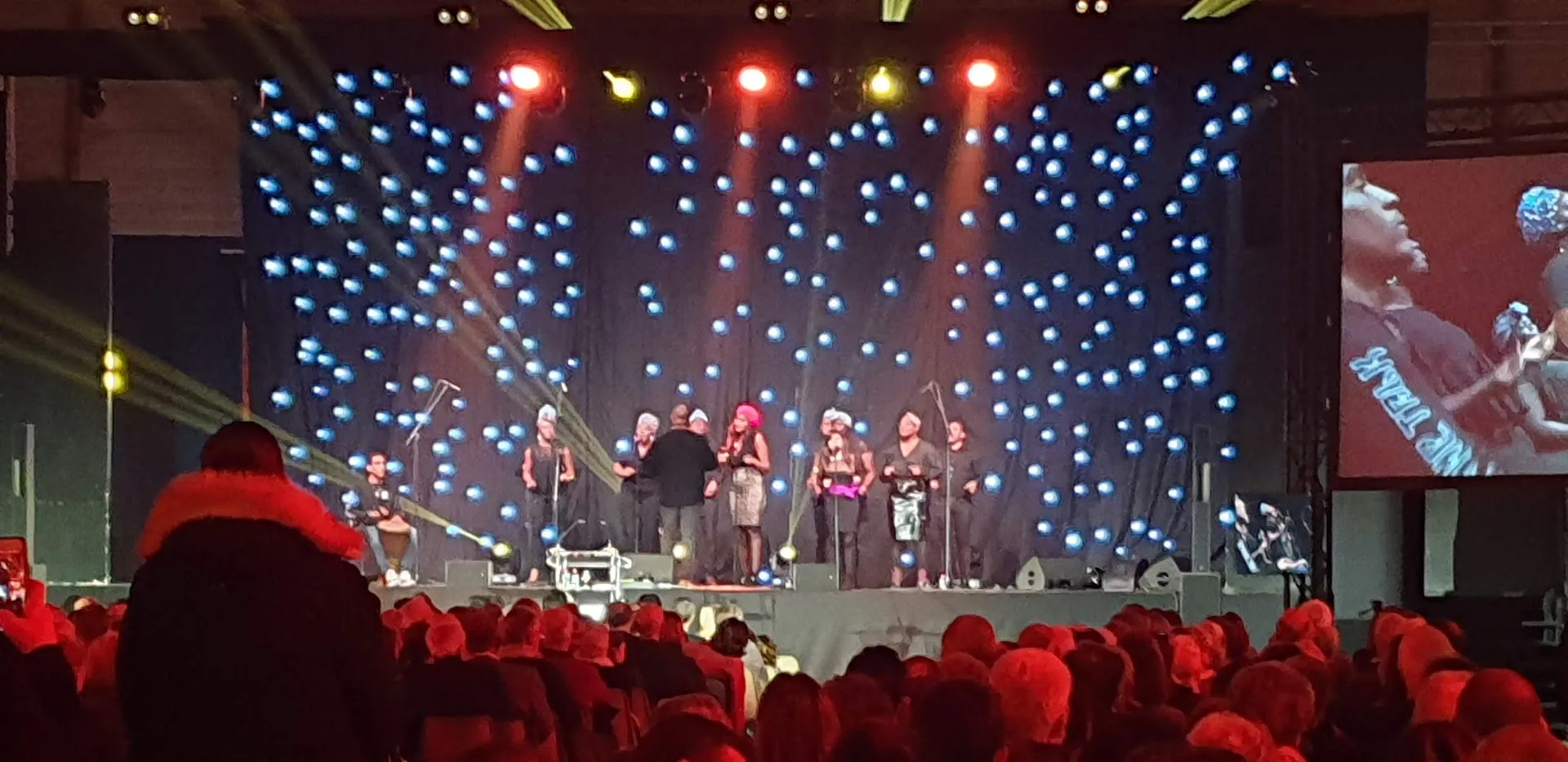 Salle des Fetes Emy les Pres